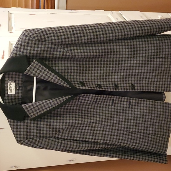 Kasper Blazer and Skirt Set - Picture 3 of 10